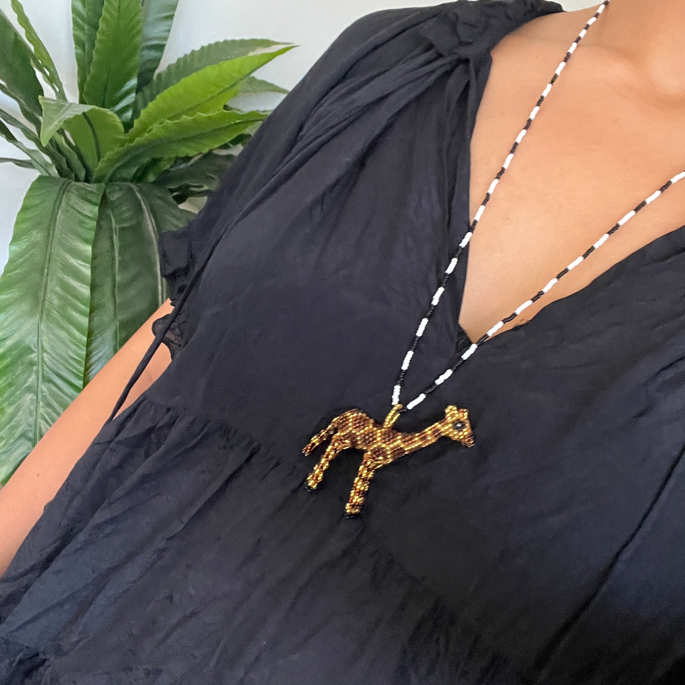 GIRAFFE AMULET | necklace, charm/ornament