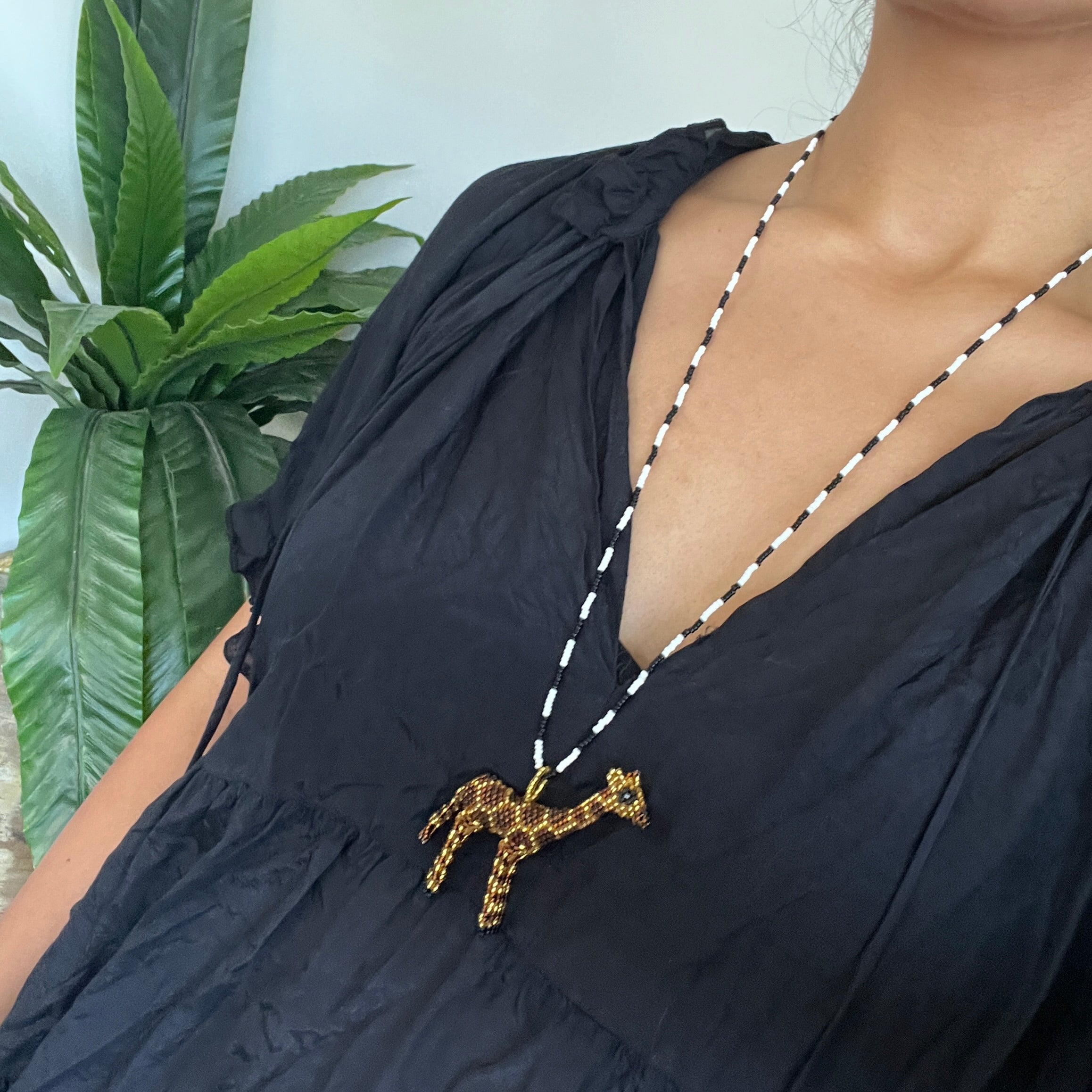 GIRAFFE AMULET | necklace, charm/ornament