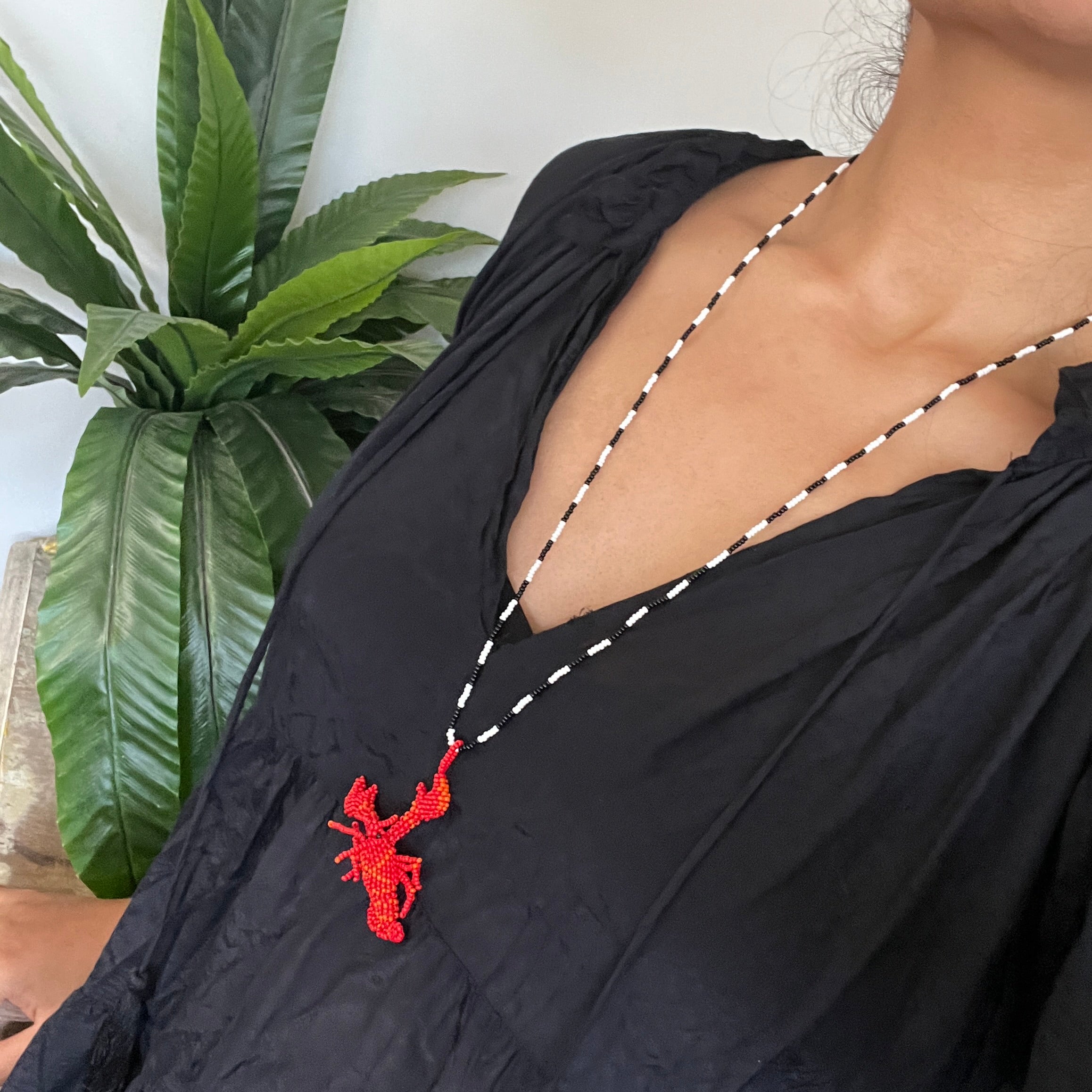 LOBSTER AMULET | CORAL RED | necklace, charm/ornament