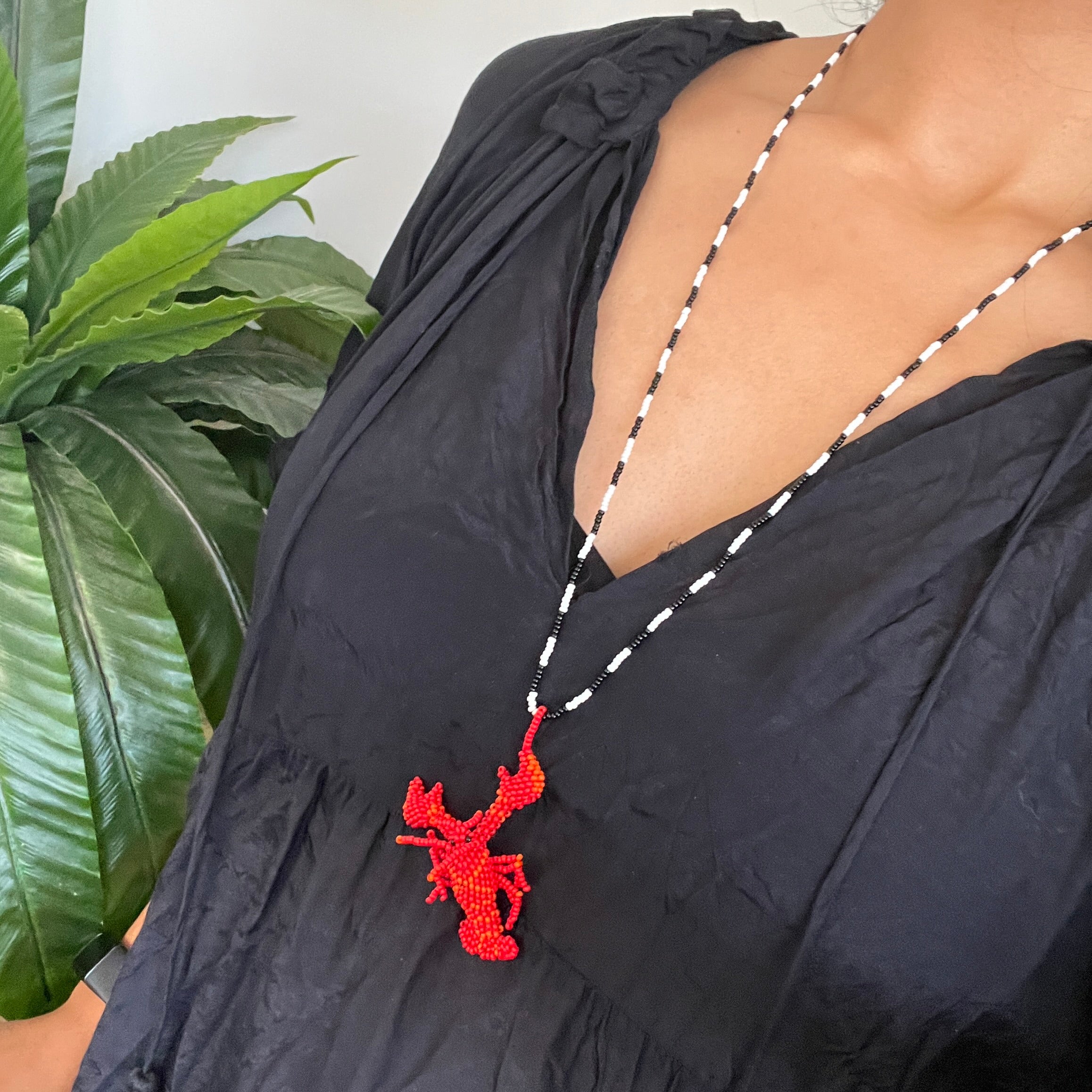 LOBSTER AMULET | CORAL RED | necklace, charm/ornament