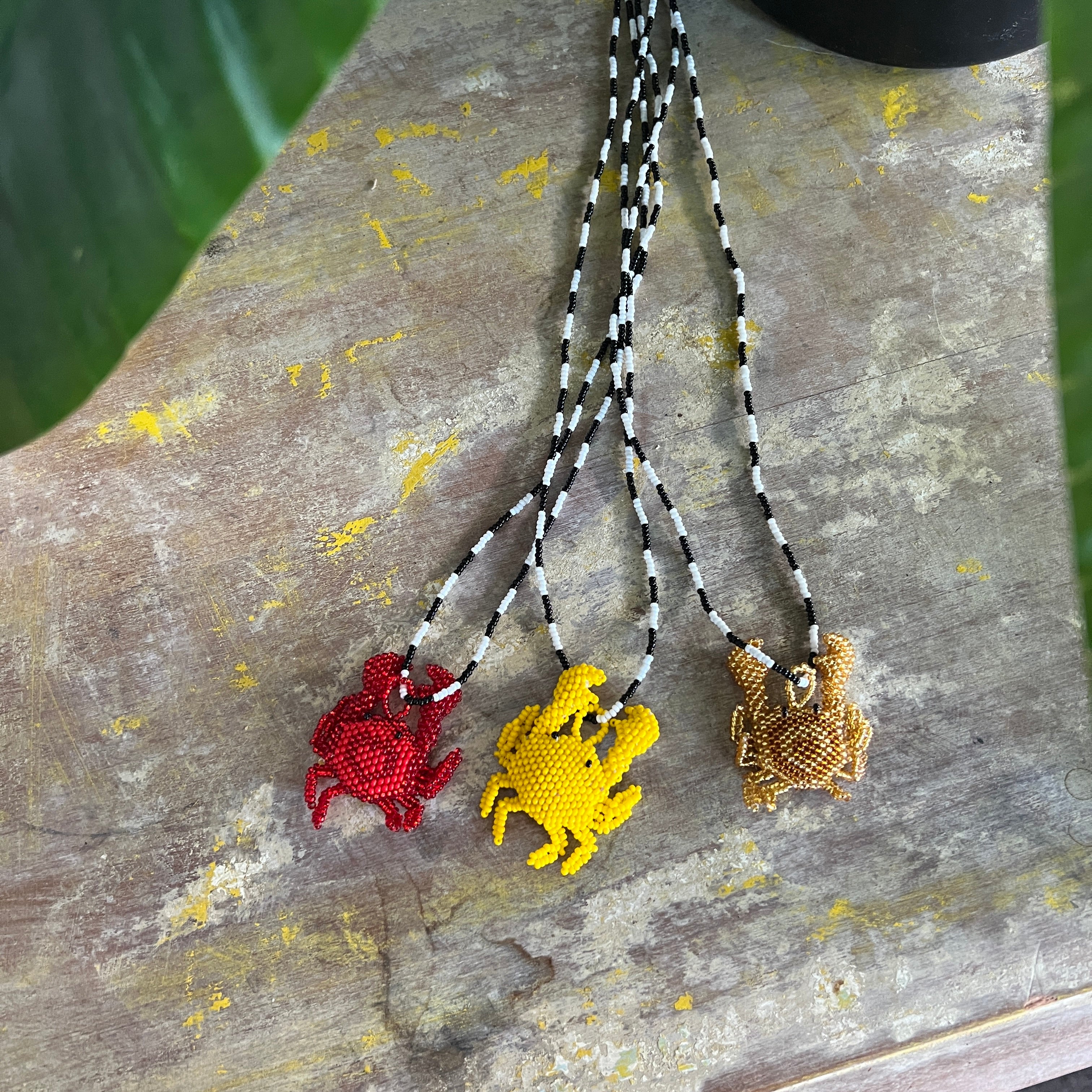 CRAB AMULET | YELLOW | necklace, charm/ornament